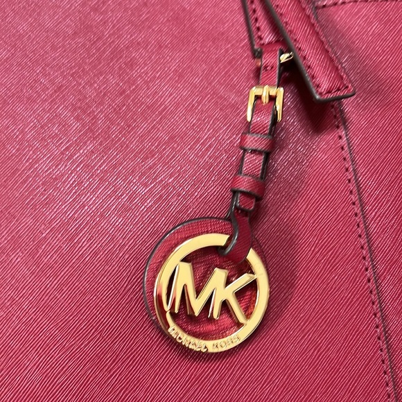 Michael Kors Jet Set top zip Saffiano tote - Picture 9 of 16